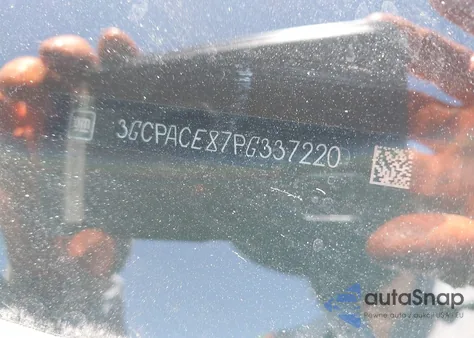 2023 Chevrolet Silverado 1500 2Wd Short Bed Lt z USA, uszkodzony, nr VIN 3GCPACE87PG337220